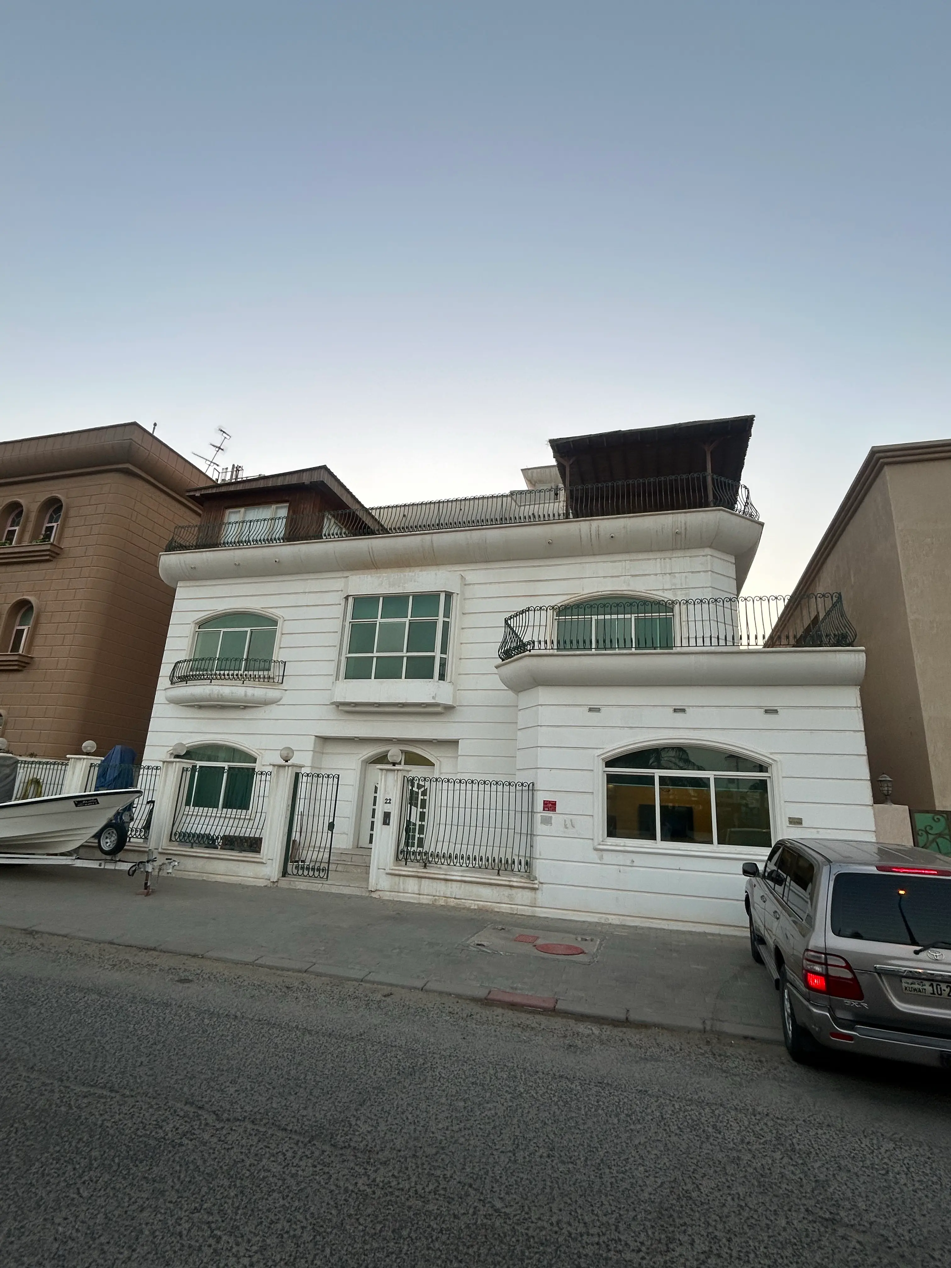 للبيع - سلوى