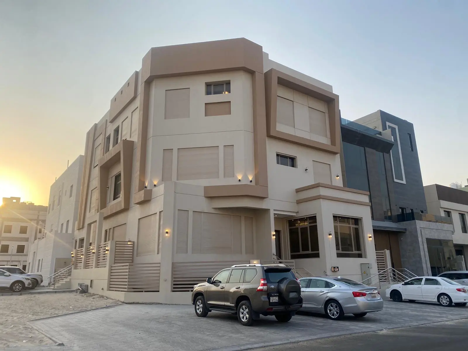 للبيع - غرب عبدالله المبارك